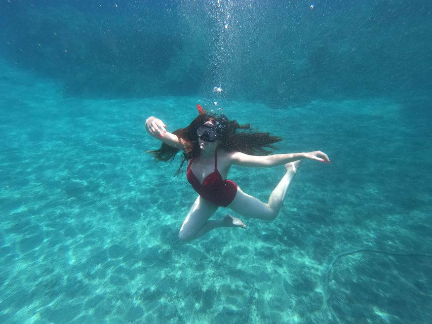 Santorini: Sea Caves Kayak Trip with Snorkeling and Picnic - Pickup, coffee, and the start of the seven-hour day
