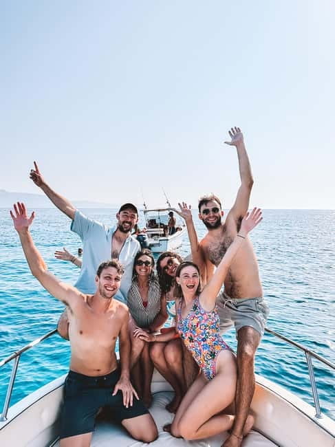 Sarandë: Boat Tour Turtle Cave Kakome & Krorez Snorkeling - Turtle Cave and the first photo stop