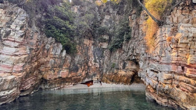 Sarande: Hidden Cave, Gremina, Kakome & Krorez Boat Tour - Gremina Bay brings the first real swim