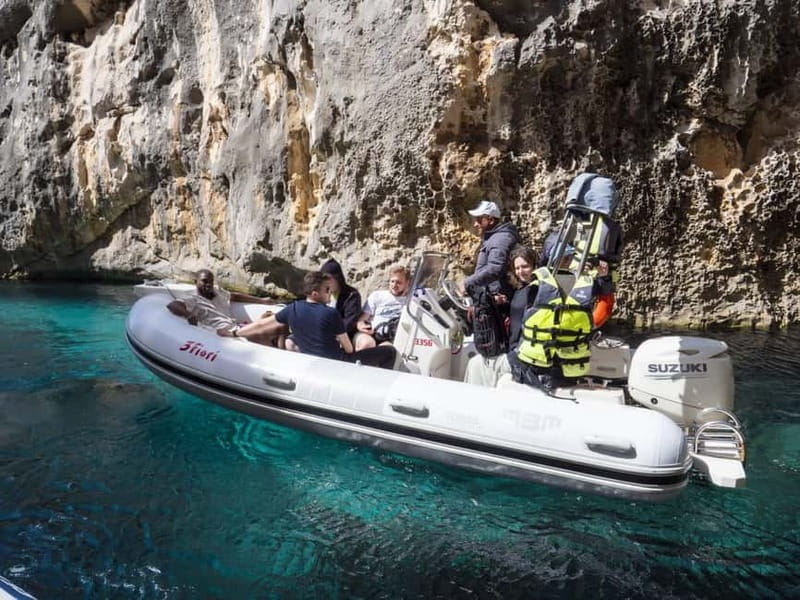 Secret Blue Cave & Grama Bay - Speed Boat Tour - The Crew and the Mood On Board