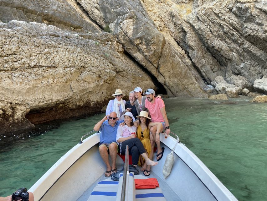 Sesimbra: Arrábida Beaches & Caves Boat Tour with Snorkeling - Key points to know before booking
