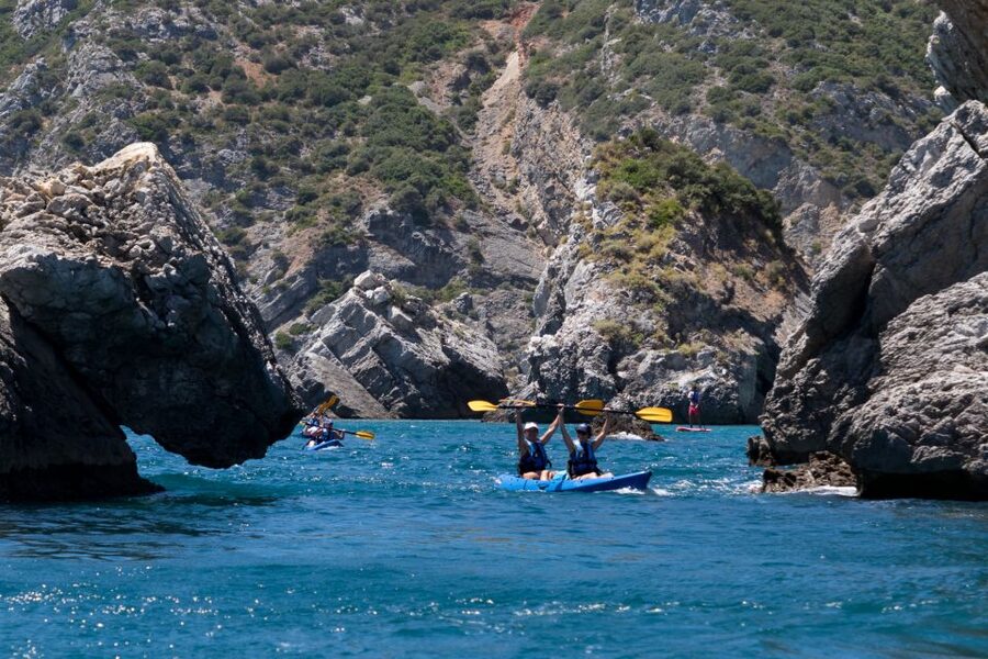 Sesimbra: Arrabida Natural Park & Caves Guided Kayaking Tour - The return paddle to Sesimbra