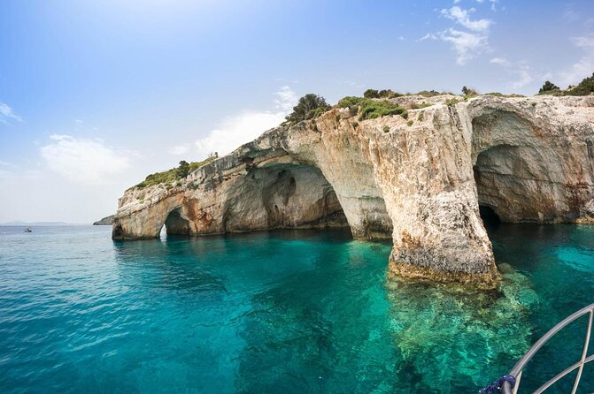 Shipwreck and Blue Caves - Private Speedboat Tour (up to 6 pax) - Key points at a glance