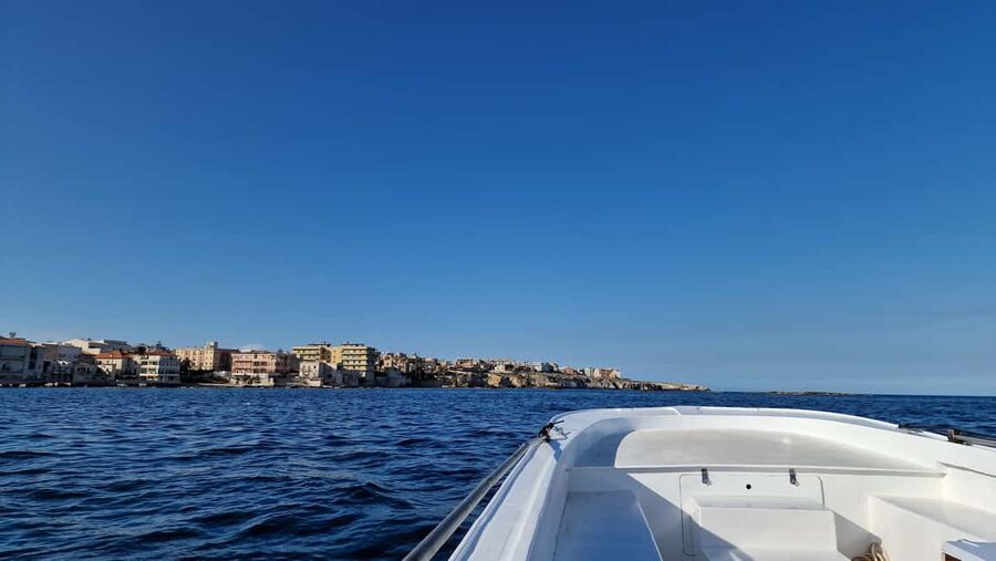 Siracusa: Ortigia & Sea Caves Boat Tour w/ Prosecco & Fruit - Weather, Sea Conditions, and Seasonal Timing