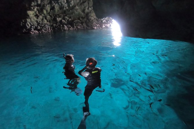 Snorkeling in the Blue Cave area【Okinawa Prefecture: Free feeding & photo images!English and Chinese speaking guide available! - The nearby beach option when the cave closes