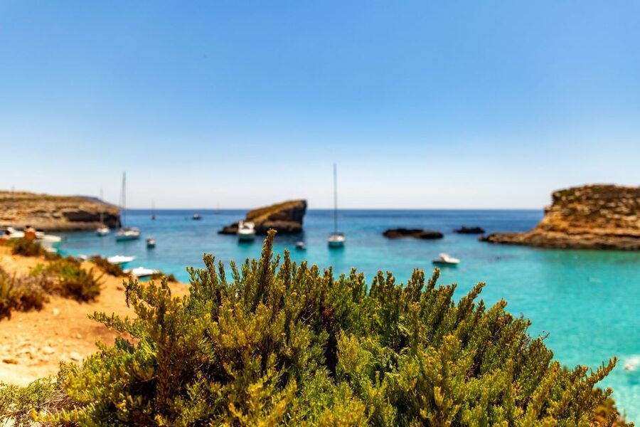 St Paul's Bay: Comino, Blue Lagoon, Gozo, & Caves Boat Tour - Santa Maria Caves and Elephant Rock