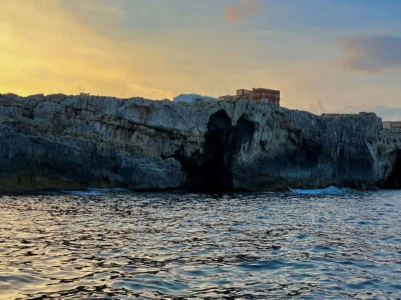 Syracuse: Ortigia Island & Sea Cave Boat Tour with Prosecco - The Alfeo waterfront and Maniace Castle