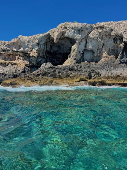 Syracuse: Ortigia Island & Sea Cave Boat Tour with Prosecco - Leaving from Via Malta and the Umbertino Bridge