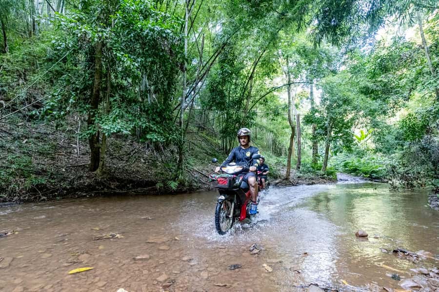 The REAL Thailand on a scooter. Check reviews !! - The first roads lead into Chiang Mai’s rural side