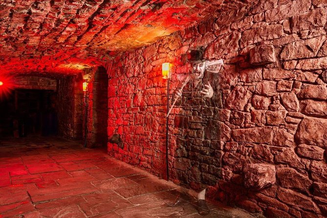 The World Famous Underground Ghost Tour - Starting on Edinburgh’s Royal Mile