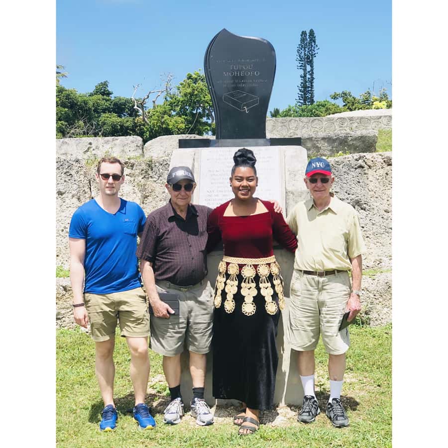Tongatapu: 3-Hour East Coast and Anahulu Cave Tour - The Royal Tombs and the meaning of the Langi
