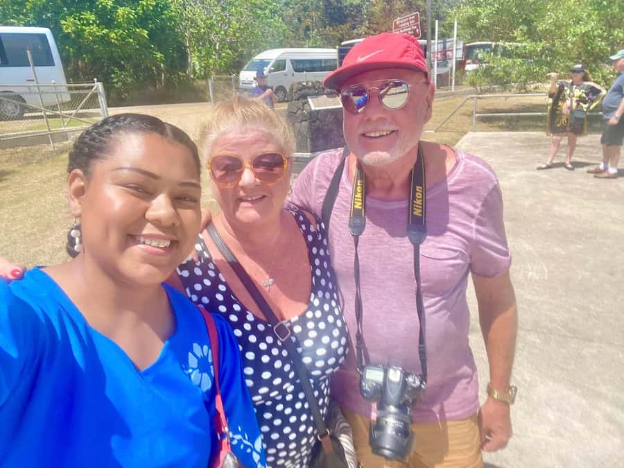 Tongatapu: 3-Hour East Coast and Anahulu Cave Tour - Entering Anahulu Cave