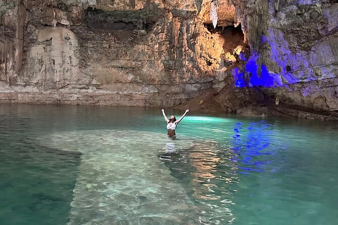 Tour Chichen Itza 2 Cenotes Suytun and Ik-kil - The long ride from Cancun