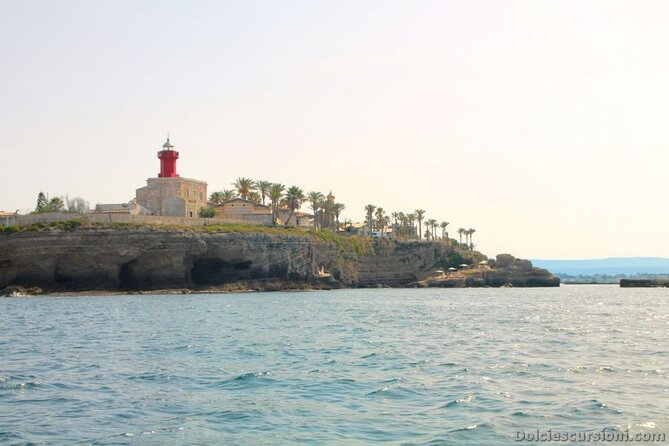 Tour of the island of Ortigia and exploration of sea caves with baths. - Circling Ortigia, with 35 minutes of landmarks