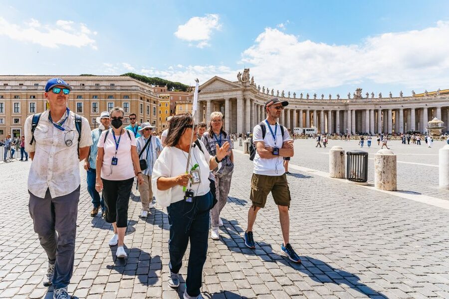 Vatican: St. Peter's Basilica, Square, Grottoes Guided Tour - Dress code, ID, and practical limits