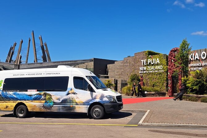 Waitomo Caves & Rotorua - Te Puia Small-Group Tour from Auckland - The Rotorua city drive adds useful context