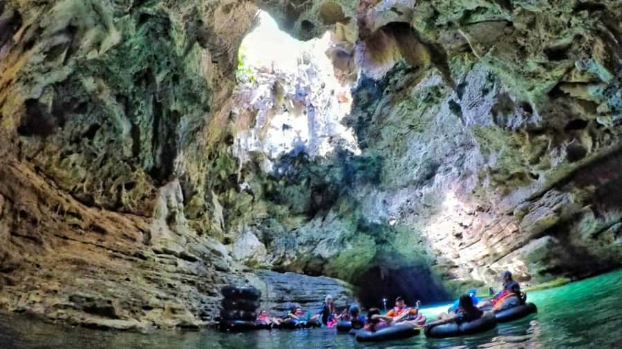 Yogyakarta: Mt. Merapi Sunrise, Jomblang & Pindul Cave Tour - Guides who make the long day easier